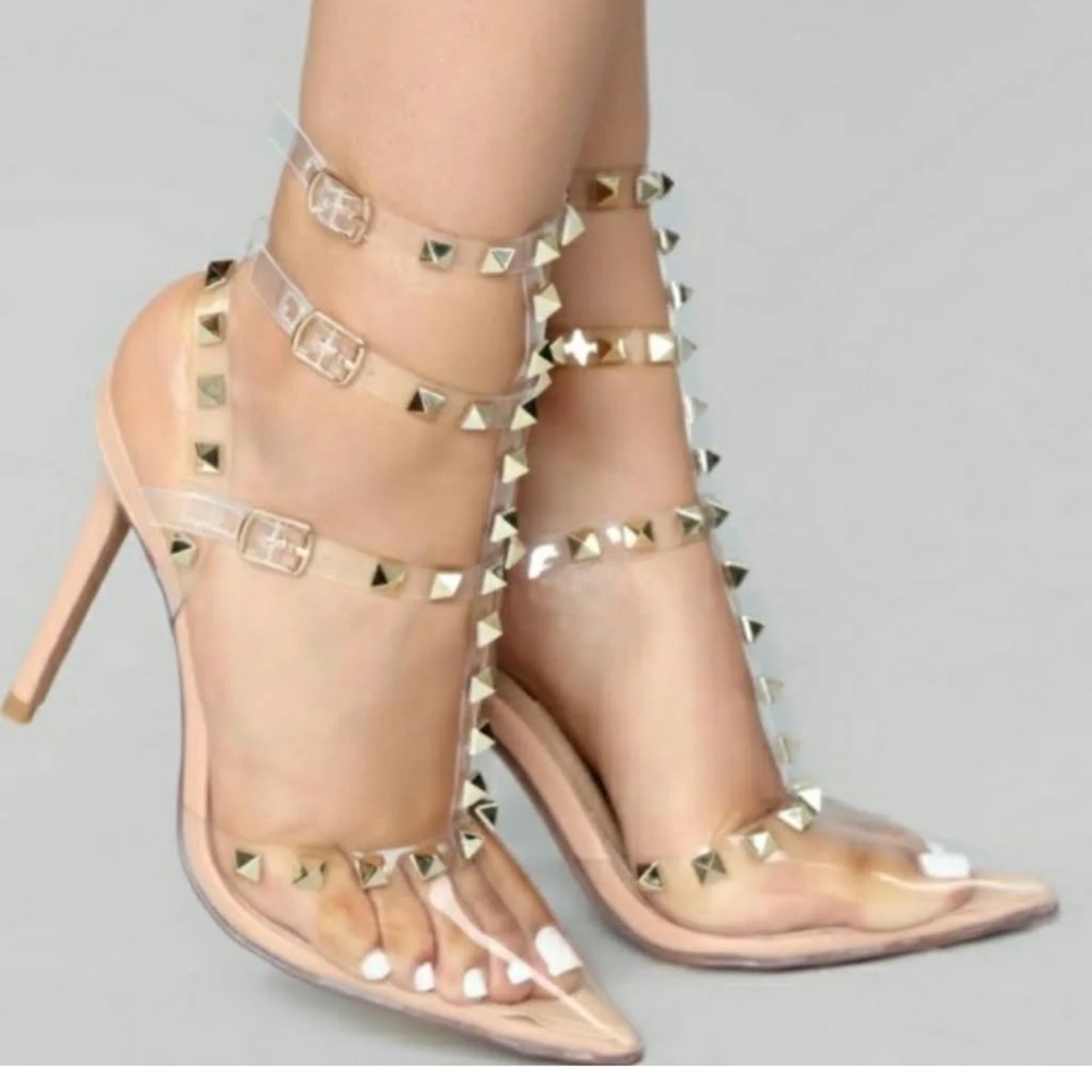 FASHION NOVA Clearly A Stud Pump Shoes Sz 61/2